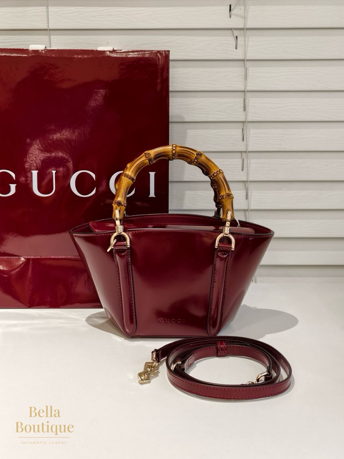 شنطة Gucci بامبو باسكِت أصلية — المنظر الأمامي