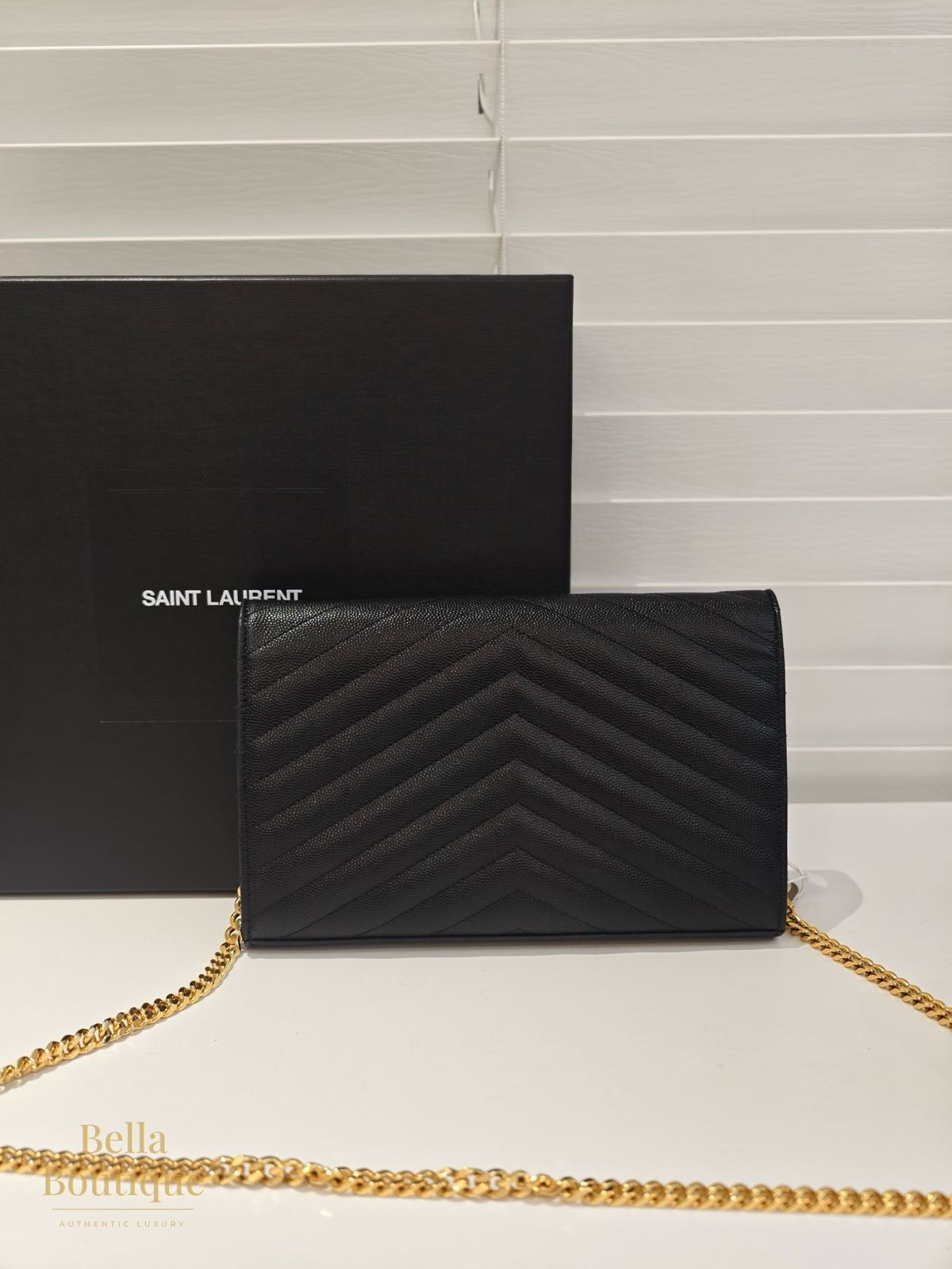 شنطة Saint Laurent كاساندر تشين واليت أصلية — من الخلف