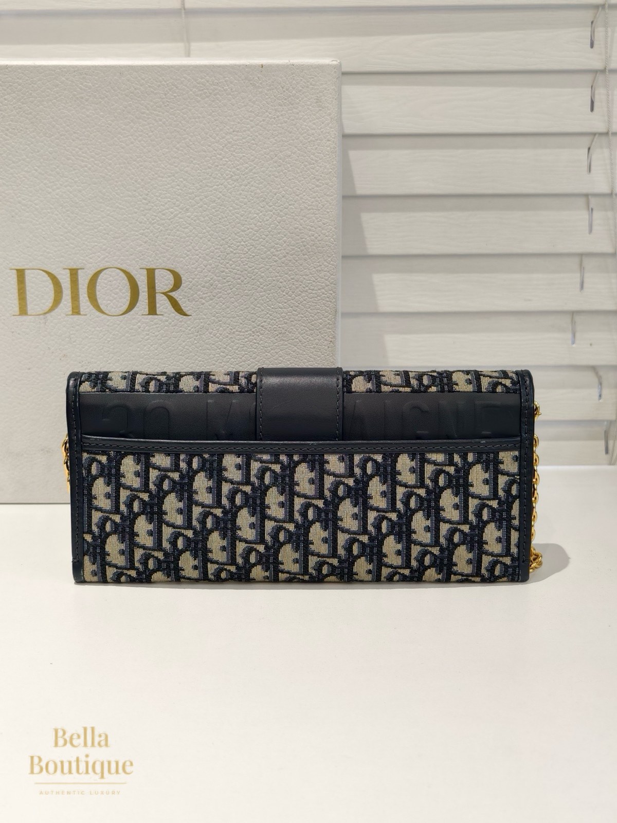 شنطة Dior 30 مونتين أفقية أوبليك أصلية — من الخلف