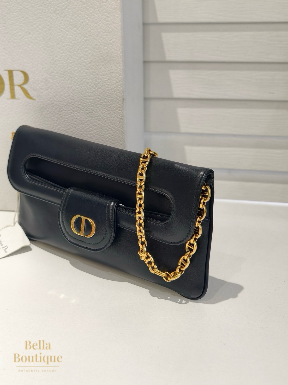شنطة Dior دبل — أسود أصلية — من زاوية جانبية