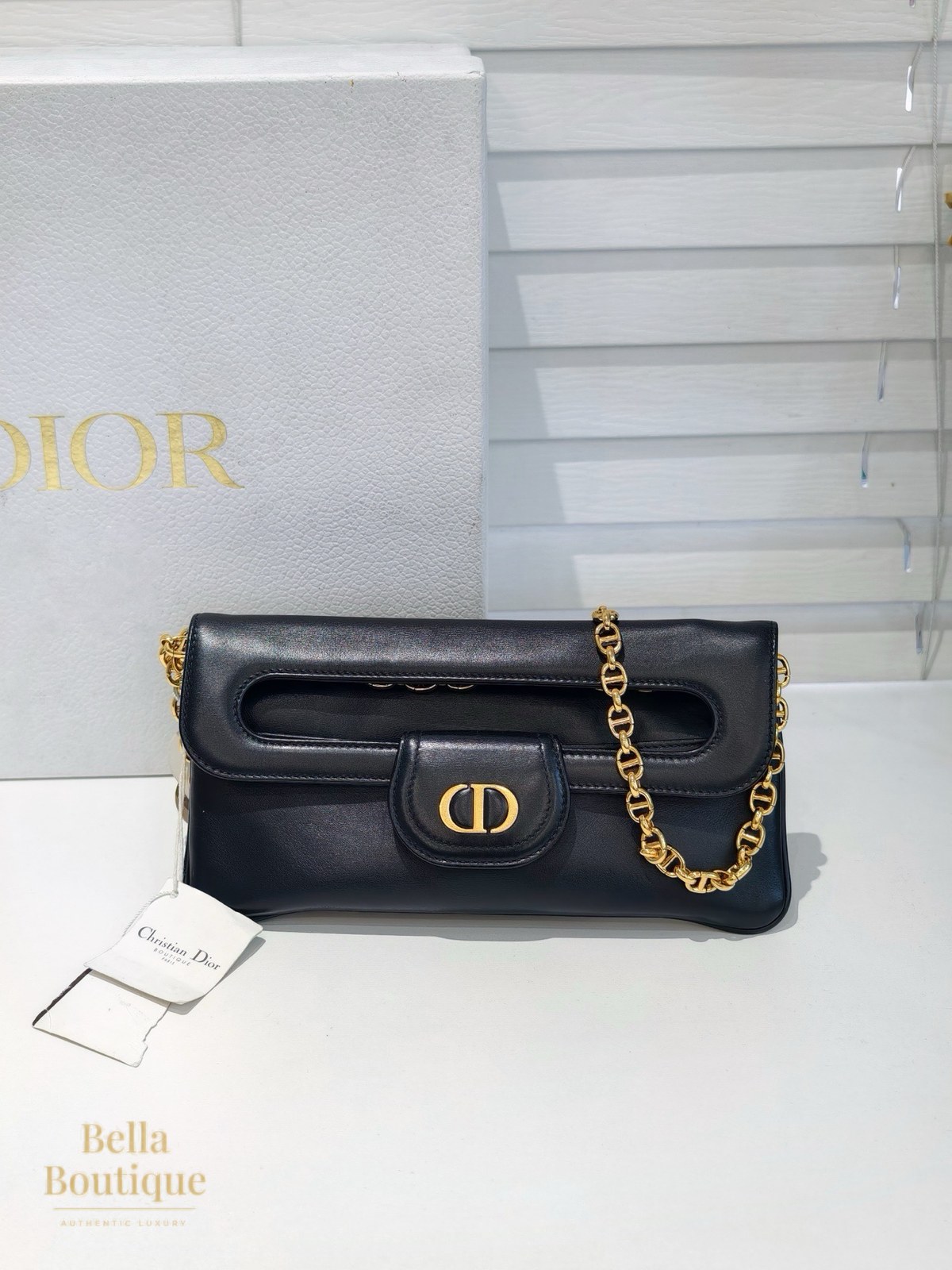 شنطة Dior دبل — أسود أصلية — المنظر الأمامي