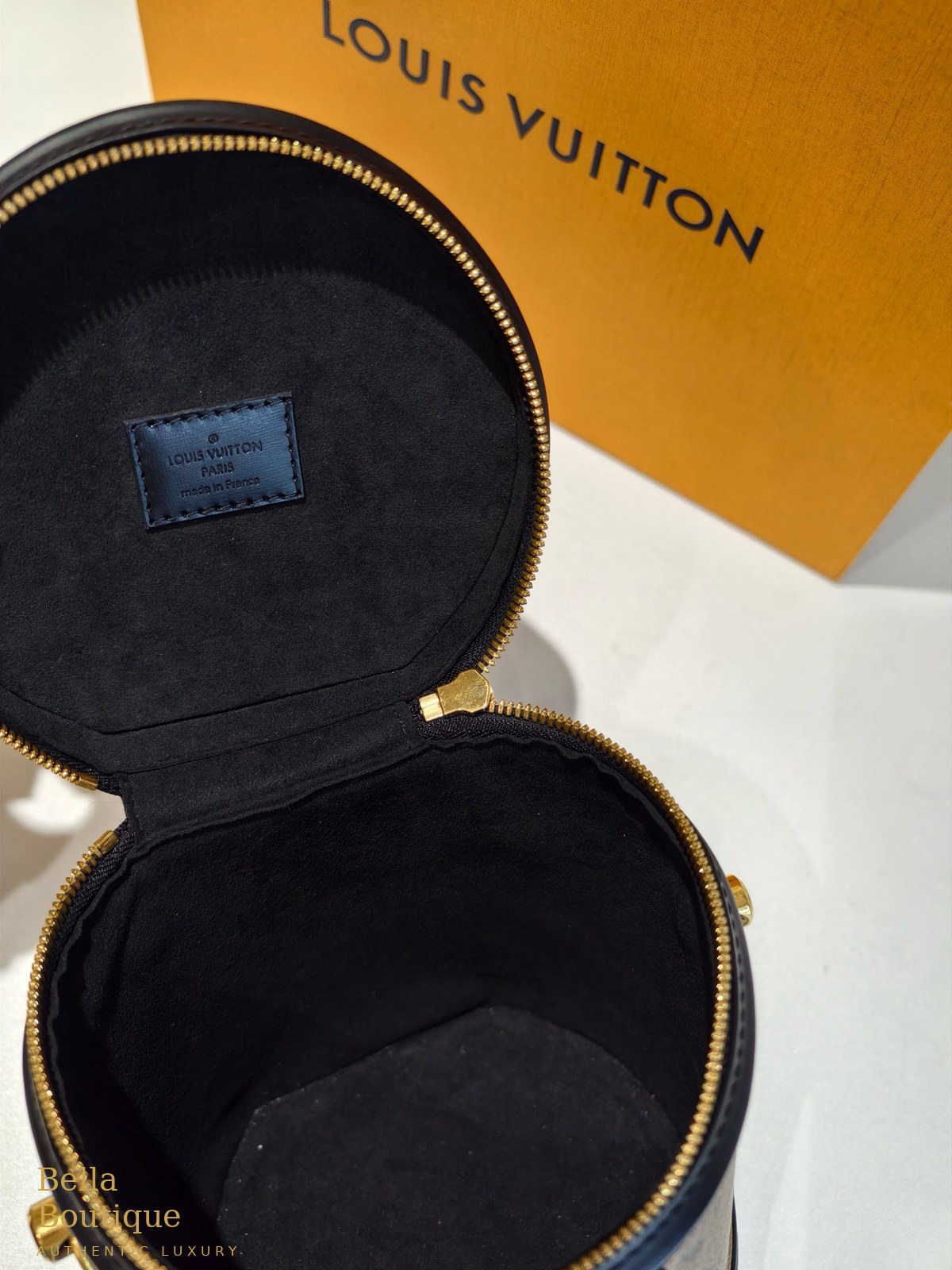 حقيبة Louis Vuitton كان أصلية — الداخل مع بطاقة LOUIS VUITTON PARIS